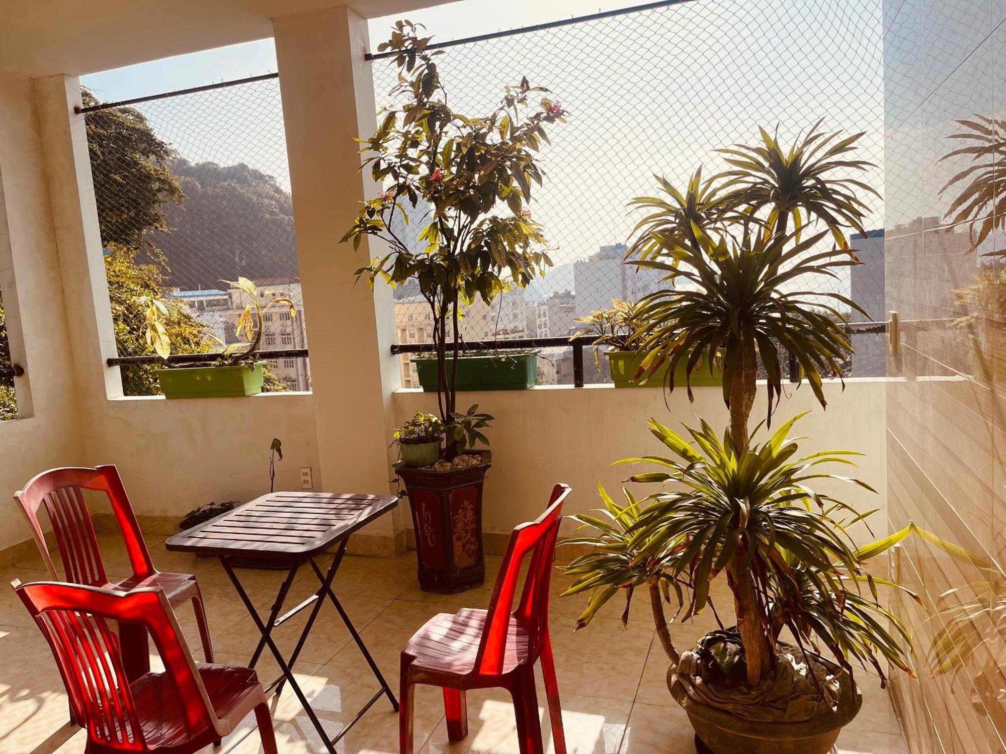 Catba Sky View Hotel Dong Khe Sau Exterior photo